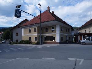 Zeliščna kopel na vrtu Svetega Benedikta 1